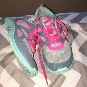 Running sneakers
